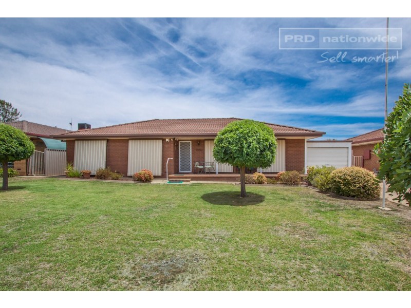 4 Goborra Street, Glenfield Park NSW 2650