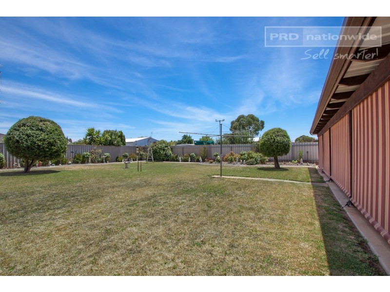 4 Goborra Street, Glenfield Park NSW 2650