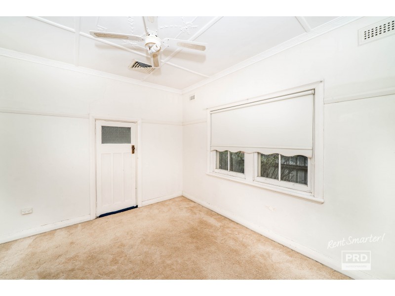 18 Murray Street, Wagga Wagga NSW 2650