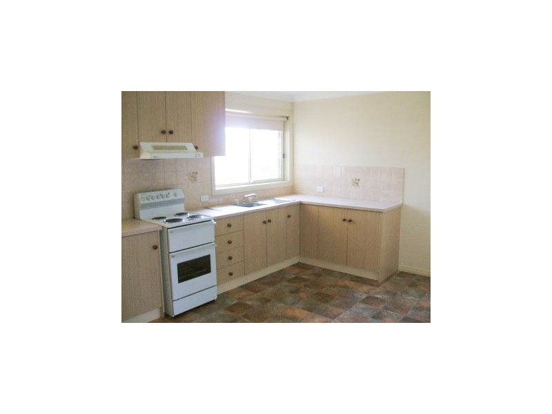 107 Undurra Drive, Glenfield Park NSW 2650