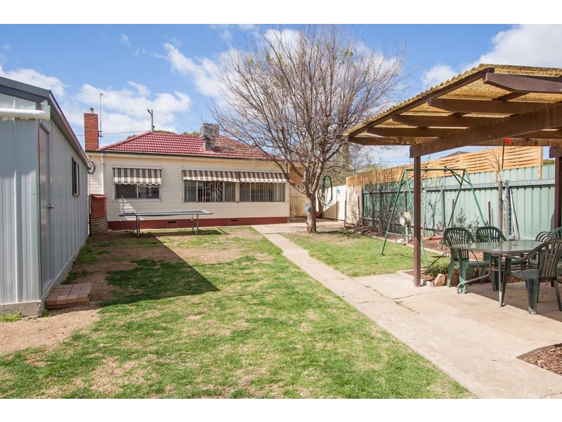 2 Cullen Road, Wagga Wagga NSW 2650