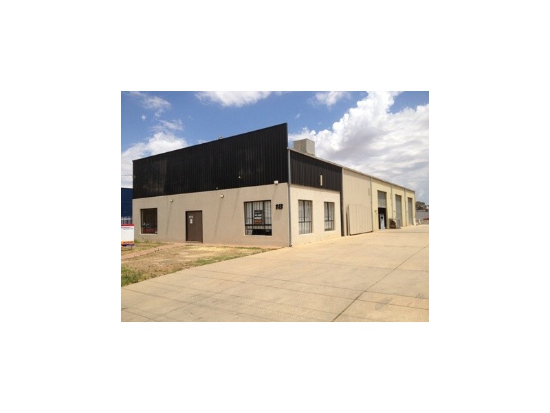 2/18 Mortimer Place, Wagga Wagga NSW 2650