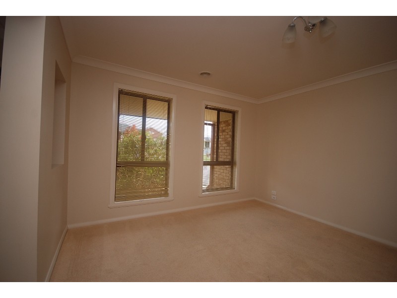 51 Bourkelands Drive, Bourkelands NSW 2650