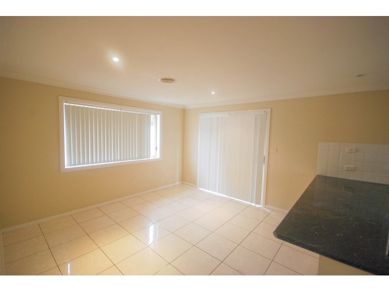 1/6 Kimberley Drive, Tatton NSW 2650