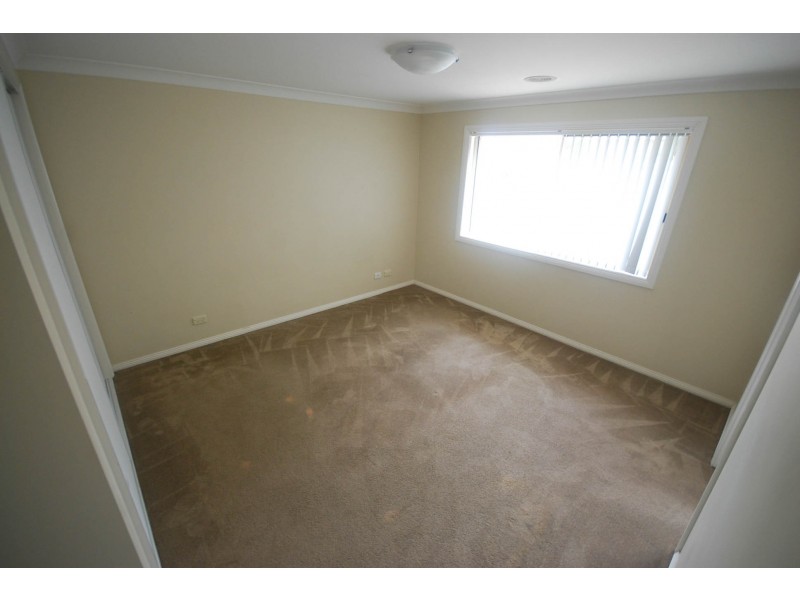 1/6 Kimberley Drive, Tatton NSW 2650