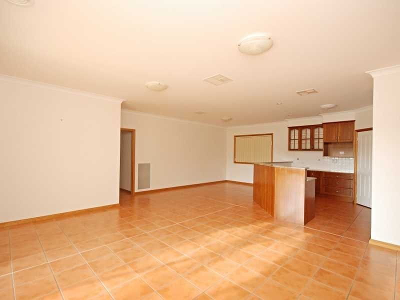 43 Tamar Drive, Tatton NSW 2650