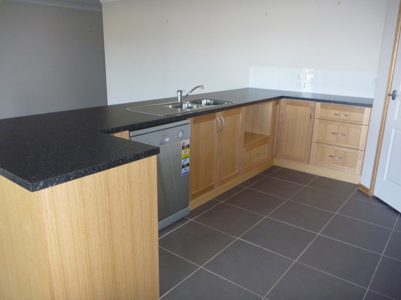 12 Marylands Way, Bourkelands NSW 2650