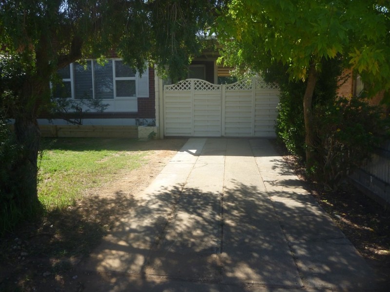 71 Tichborne Crescent, Kooringal NSW 2650