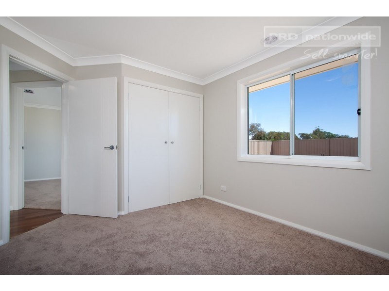 67 Messenger Avenue, Boorooma NSW 2650