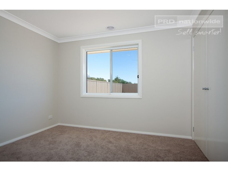 67 Messenger Avenue, Boorooma NSW 2650