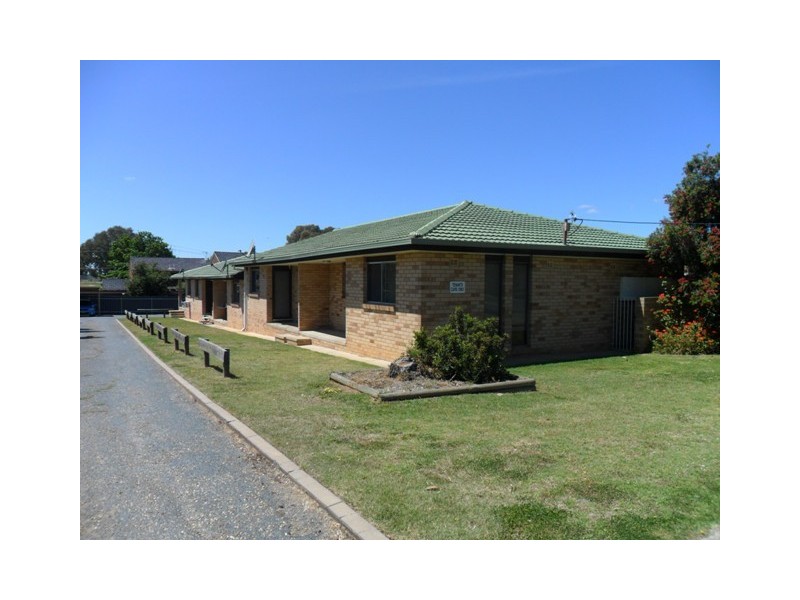 4/15 Edney Street, Kooringal NSW 2650