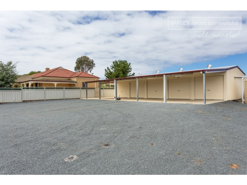420 Hampden Avenue, Cartwrights Hill NSW 2650