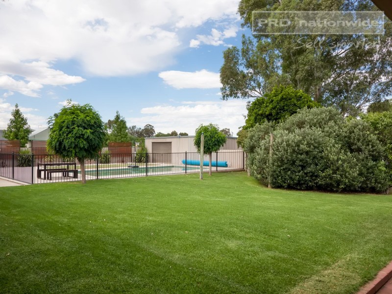 1 Graham Ave, Gumly Gumly NSW 2652