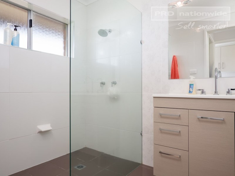 1 Graham Ave, Gumly Gumly NSW 2652