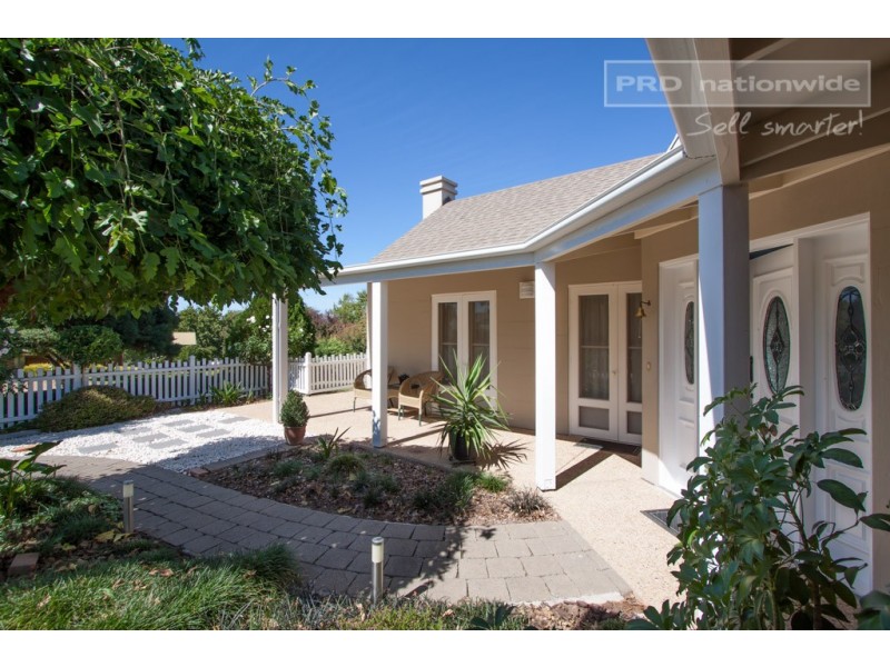 2 Malebo Place, Tatton NSW 2650