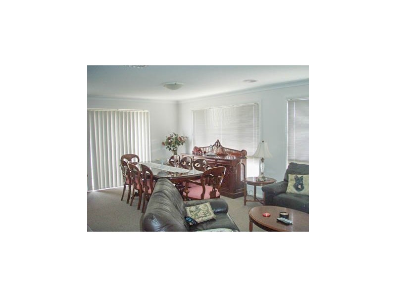 54 Avocet Drive, Estella NSW 2650