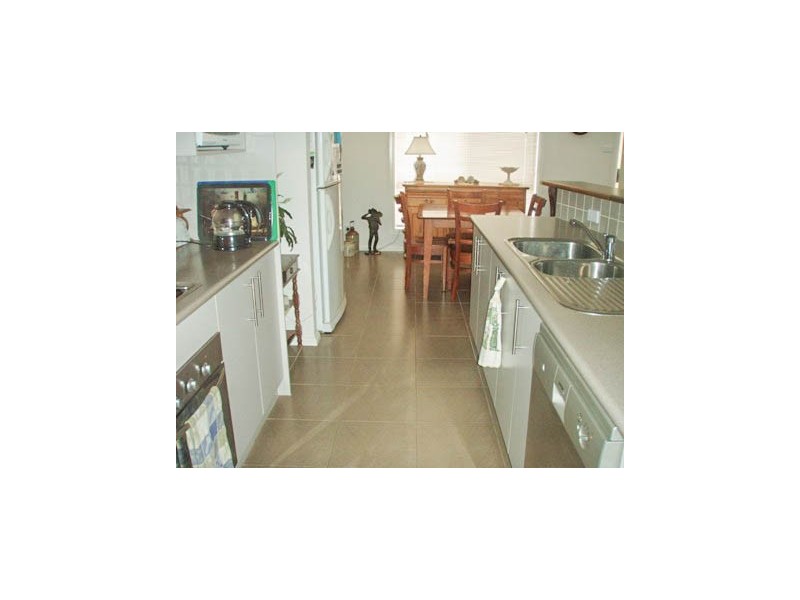 54 Avocet Drive, Estella NSW 2650