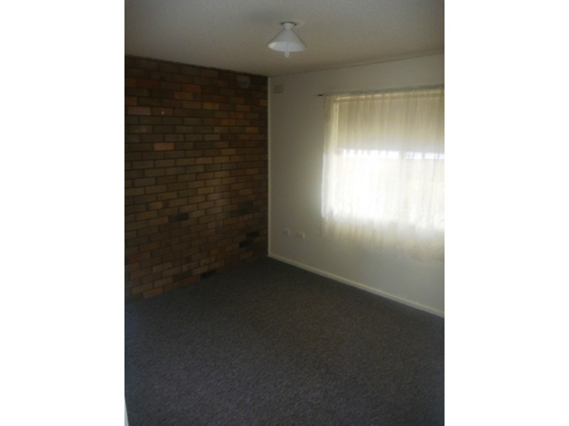 4/15 Nordlingen Drive, Tolland NSW 2650