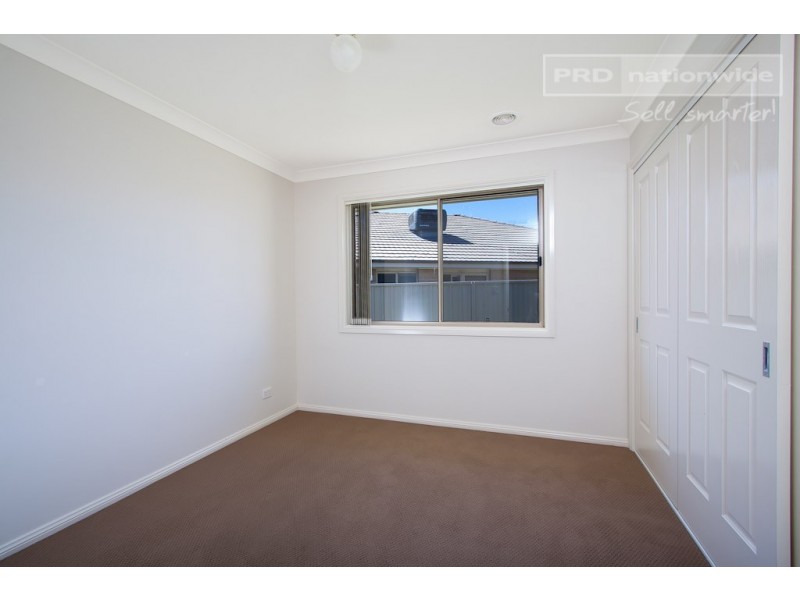 50 Mima Street, Glenfield Park NSW 2650