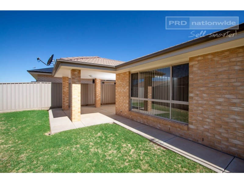 50 Mima Street, Glenfield Park NSW 2650