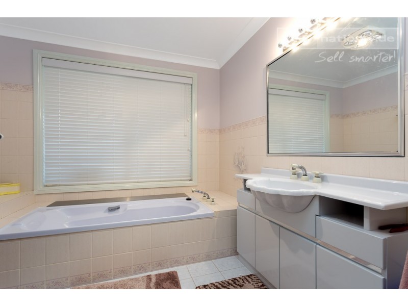 14 Darri Street, Glenfield Park NSW 2650