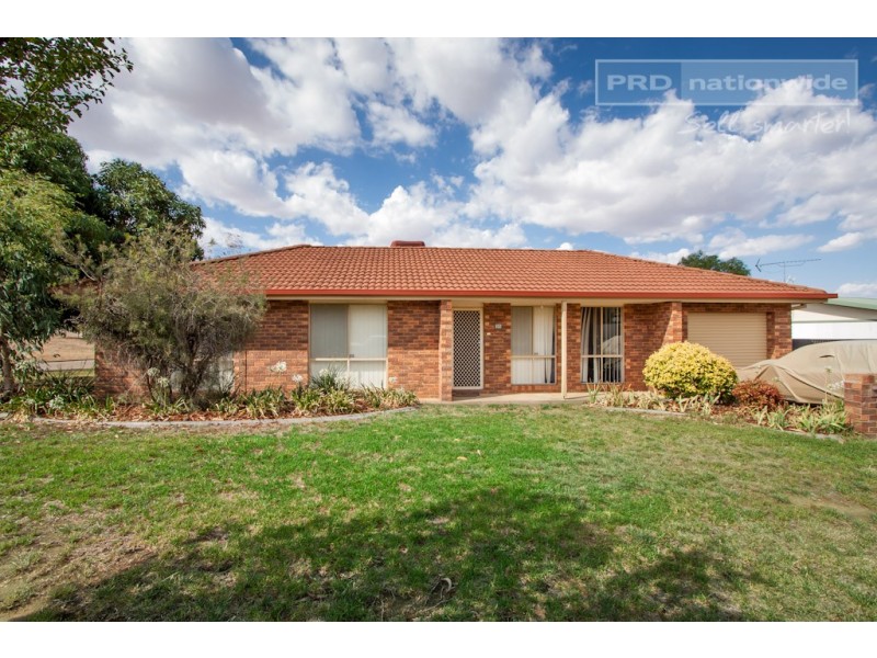 1/35 Doman Street, Estella NSW 2650
