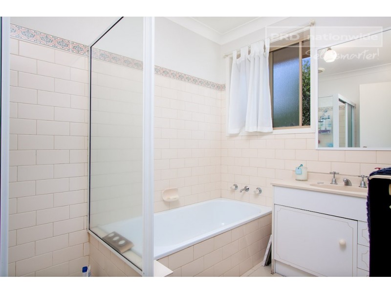 1/35 Doman Street, Estella NSW 2650