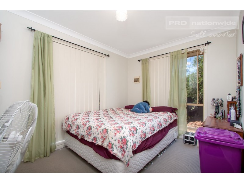 1/35 Doman Street, Estella NSW 2650