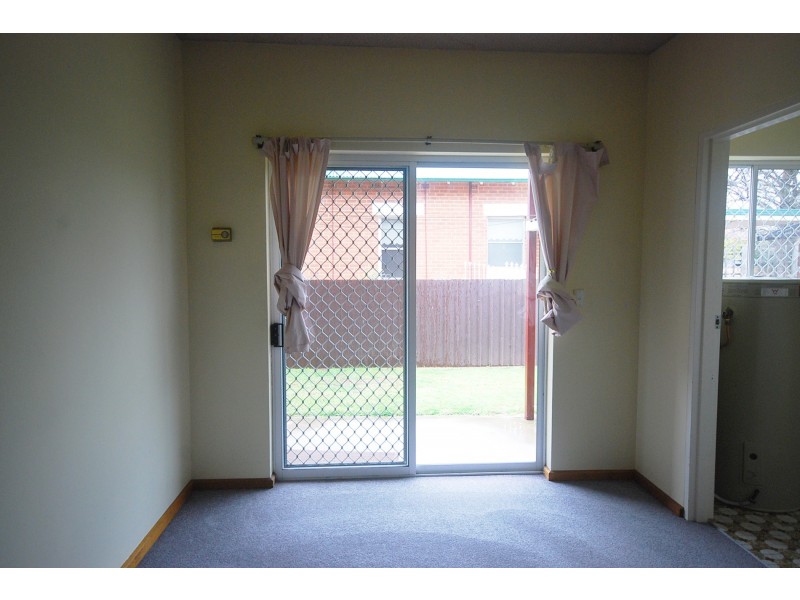 2/102 Crampton Street, Wagga Wagga NSW 2650