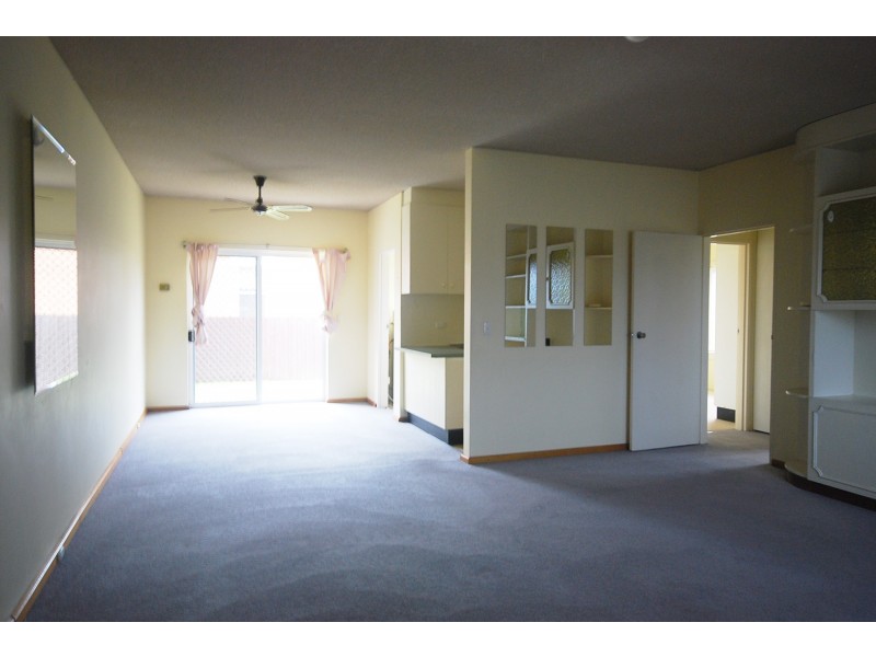 2/102 Crampton Street, Wagga Wagga NSW 2650