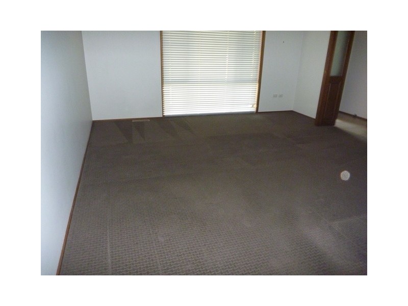 11 Athol Street, Turvey Park NSW 2650