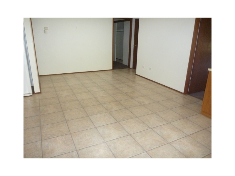 11 Athol Street, Turvey Park NSW 2650