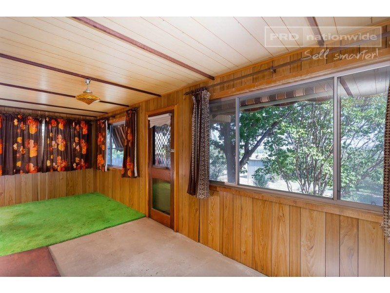 142 East Street, Cartwrights Hill NSW 2650