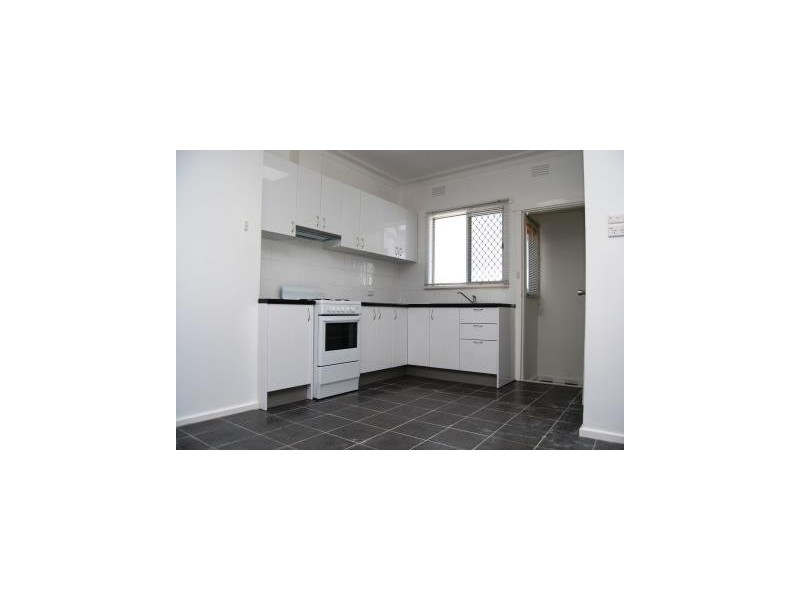 34 Warrawong Street, Kooringal NSW 2650