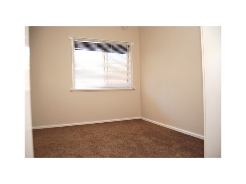 34 Warrawong Street, Kooringal NSW 2650