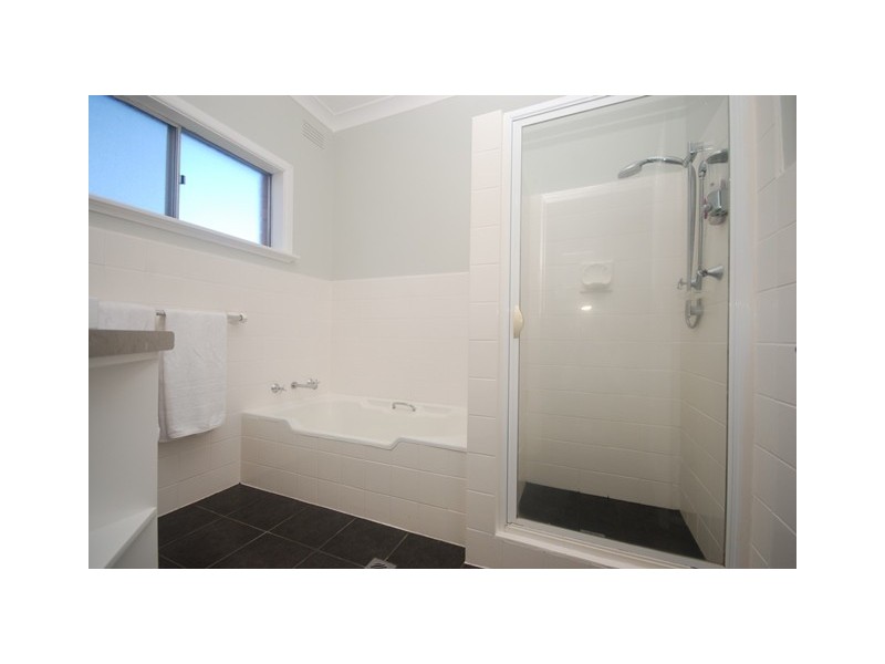 79 Meadow Street, Kooringal NSW 2650