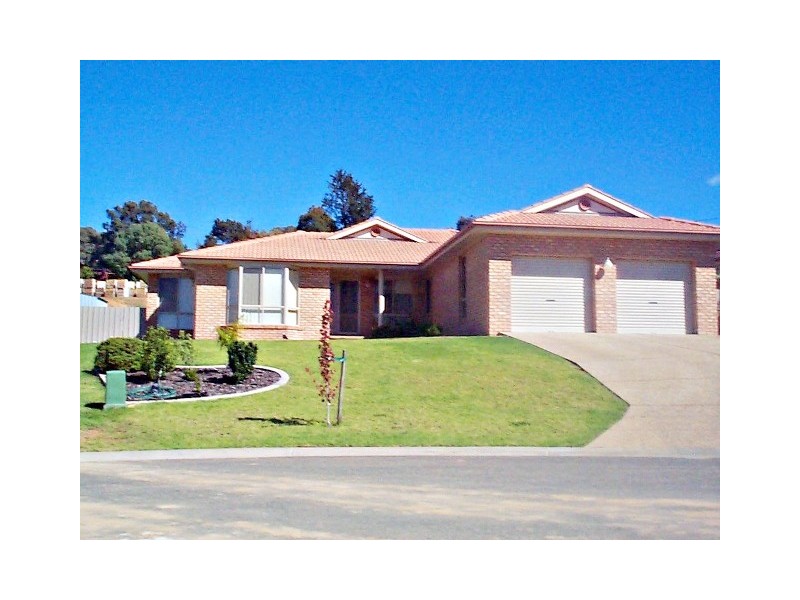 10 Selwyn Place, Tatton NSW 2650