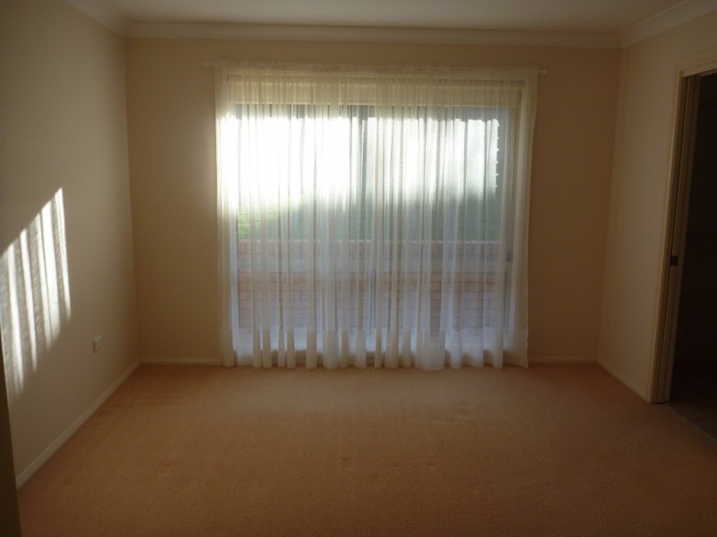 10 Selwyn Place, Tatton NSW 2650