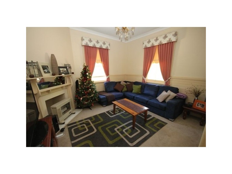 1 Bent Street, Tarcutta NSW 2652