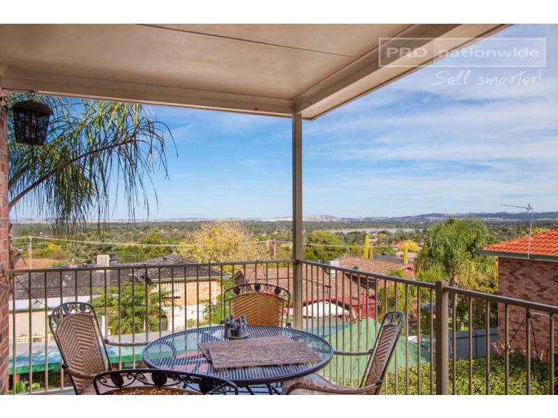 33 Amaroo Street, Kooringal NSW 2650