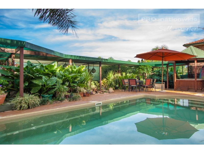 33 Amaroo Street, Kooringal NSW 2650