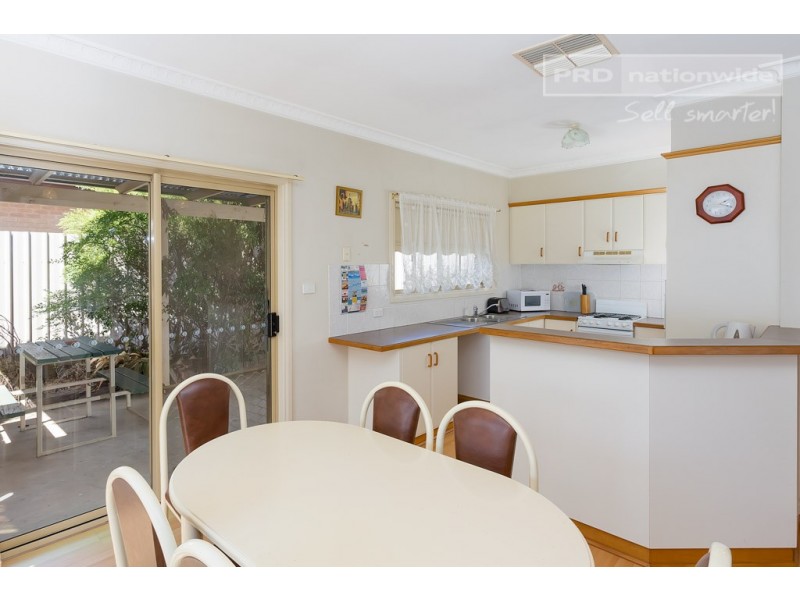 1 and 2/24 Lindsay Street, Wagga Wagga NSW 2650