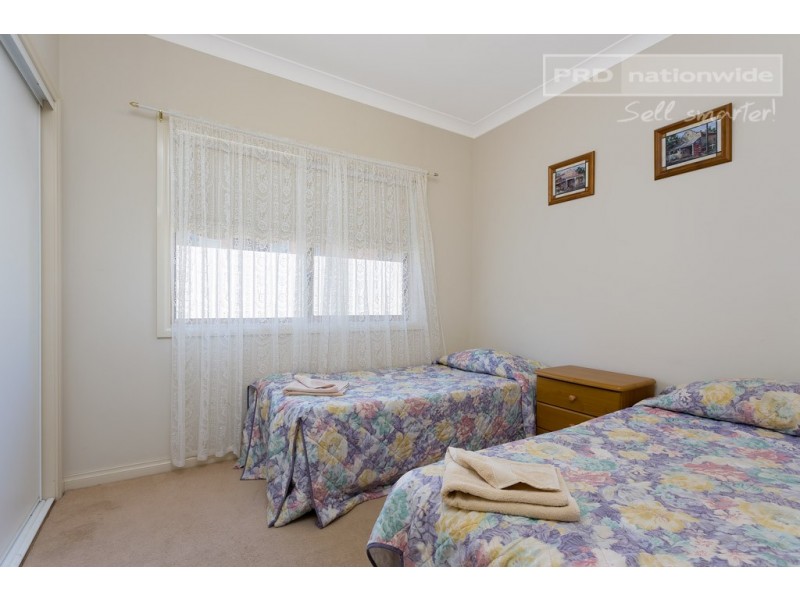 1 and 2/24 Lindsay Street, Wagga Wagga NSW 2650