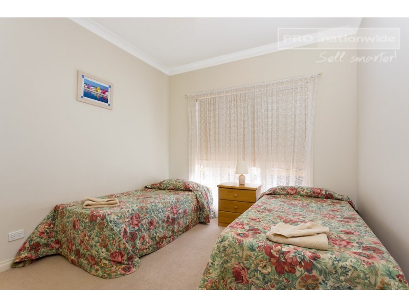 1 and 2/24 Lindsay Street, Wagga Wagga NSW 2650