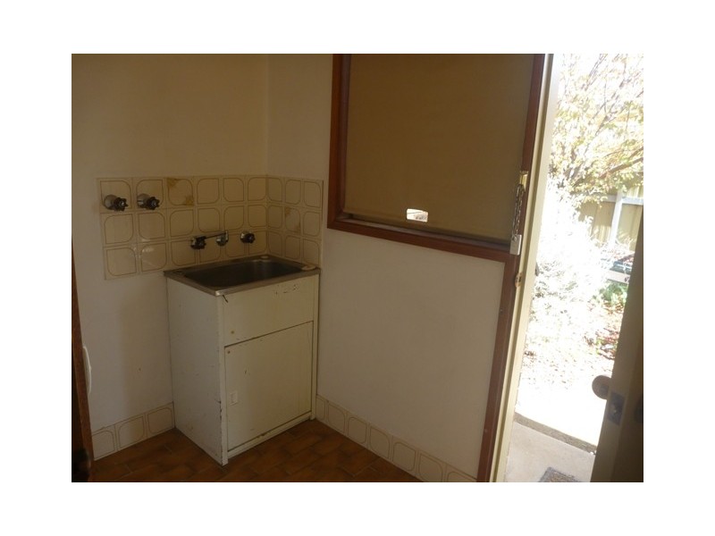 1/11 Wewak Street, Ashmont NSW 2650