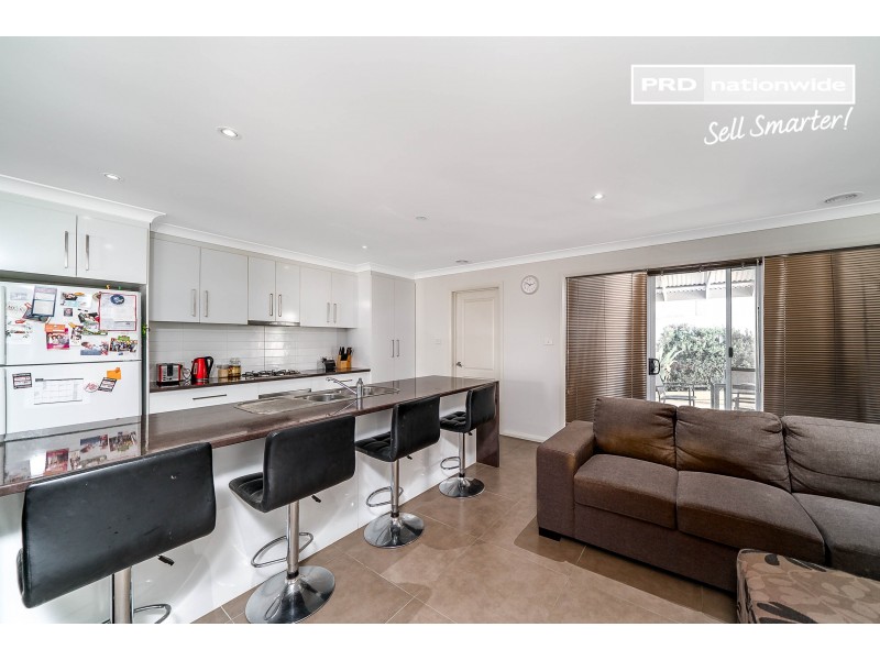 89 Kaloona Drive, Bourkelands NSW 2650