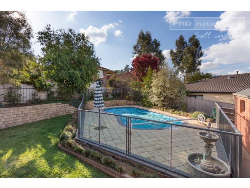 6 Fletcher Place, Kooringal NSW 2650
