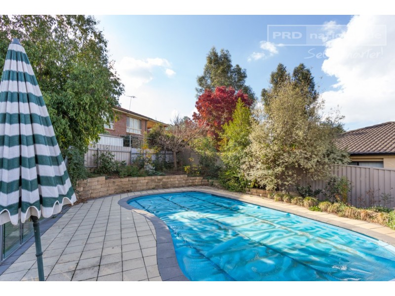 6 Fletcher Place, Kooringal NSW 2650