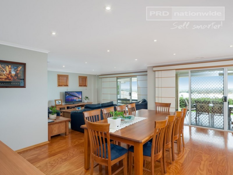 7 Marylands Way, Bourkelands NSW 2650