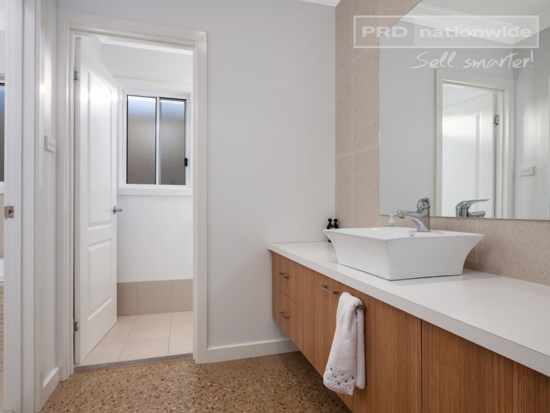 36 Balala Crescent, Bourkelands NSW 2650